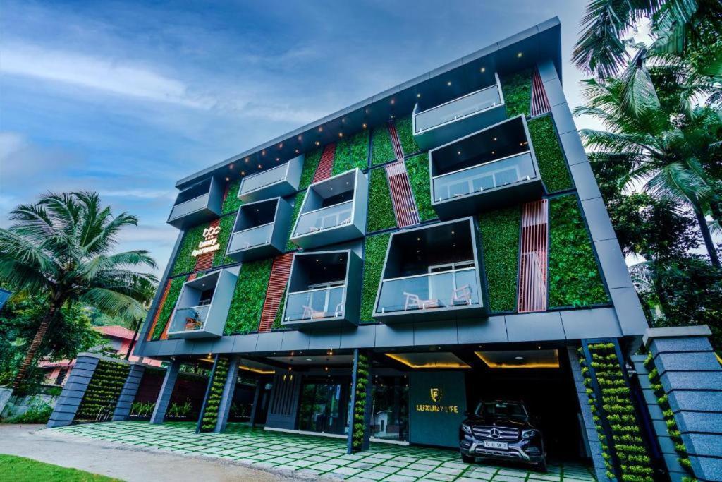 Bbc Luxury Apartments Perintalmanna Extérieur photo