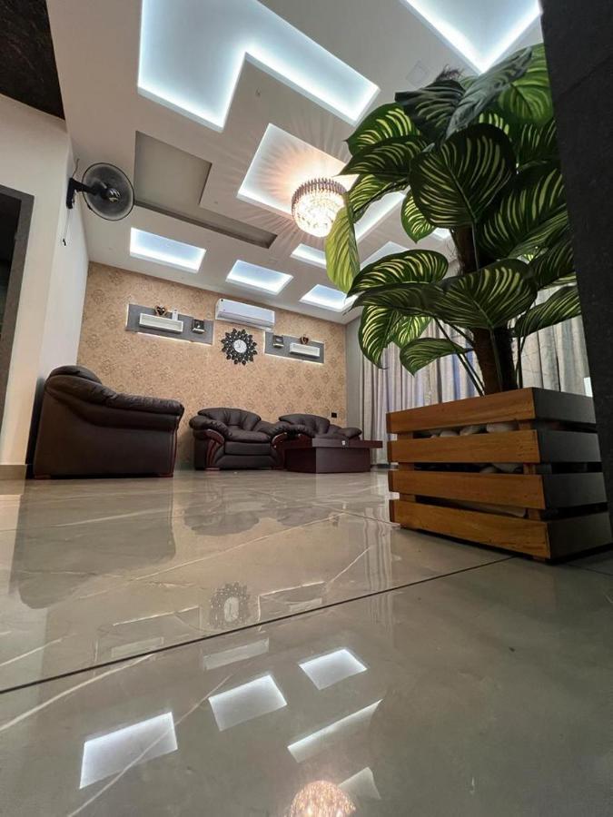 Bbc Luxury Apartments Perintalmanna Extérieur photo