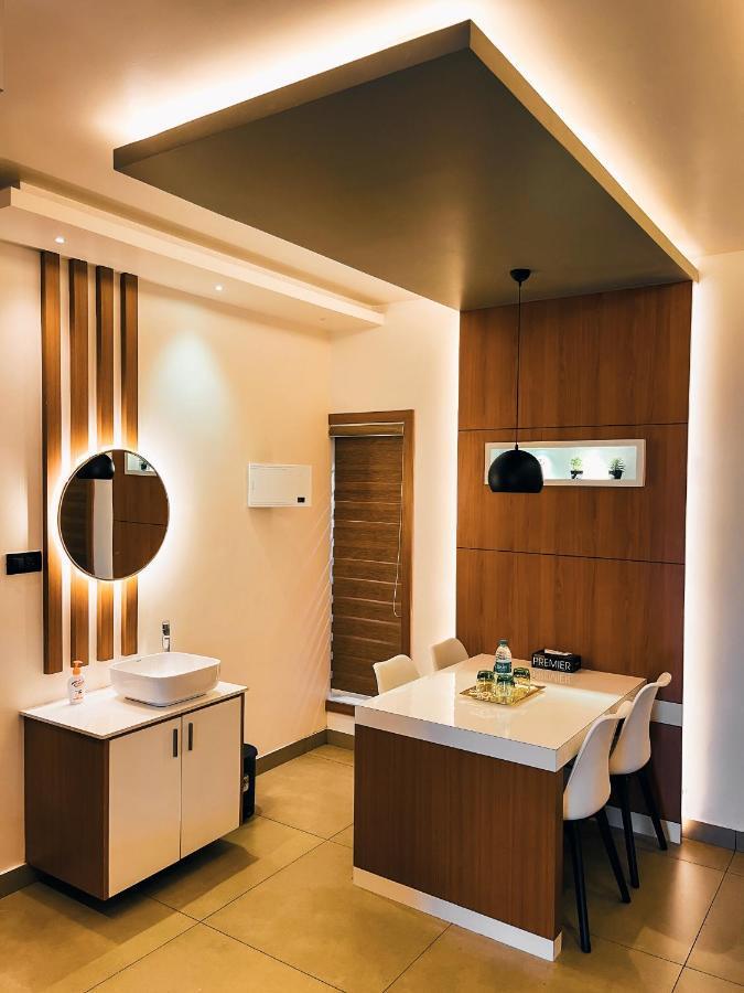 Bbc Luxury Apartments Perintalmanna Extérieur photo