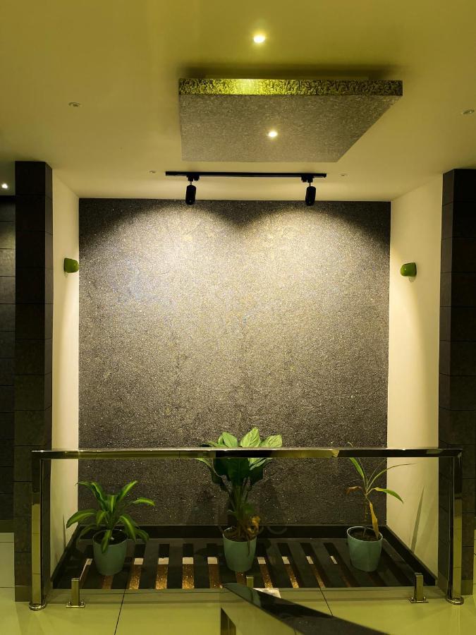 Bbc Luxury Apartments Perintalmanna Extérieur photo