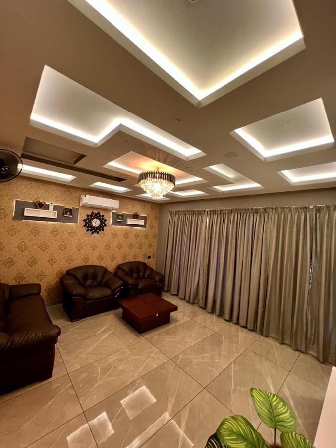 Bbc Luxury Apartments Perintalmanna Extérieur photo